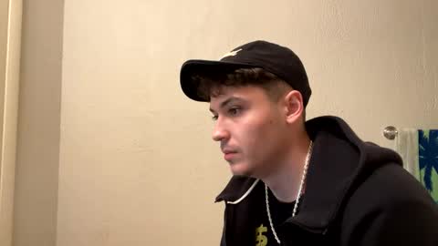 Snapshot of yungstudbev chatting on 12/20/24, 06:19 yungstudbev online show from 12/20/24, 06:19