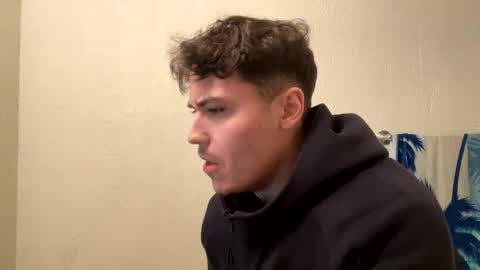 Snapshot of yungstudbev chatting on 12/24/24, 01:16 yungstudbev online show from 12/24/24, 01:16