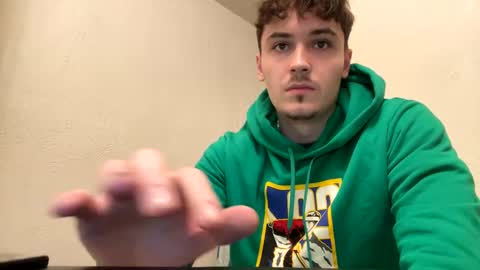 Snapshot of yungstudbev chatting on 01/01/25, 03:13 yungstudbev online show from 01/01/25, 03:13