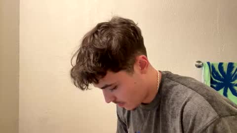 Snapshot of yungstudbev chatting on 01/01/25, 06:37 yungstudbev online show from 01/01/25, 06:37