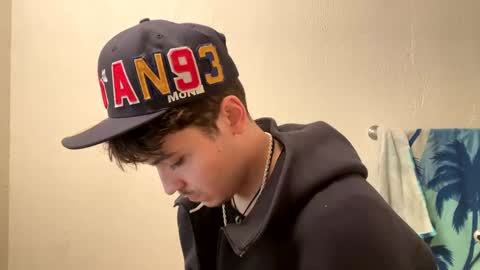 Snapshot of yungstudbev chatting on 01/15/25, 06:12 yungstudbev online show from 01/15/25, 06:12