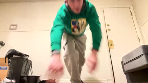 Snapshot of yungstudbev chatting on 01/17/25, 10:45 yungstudbev online show from 01/17/25, 10:45