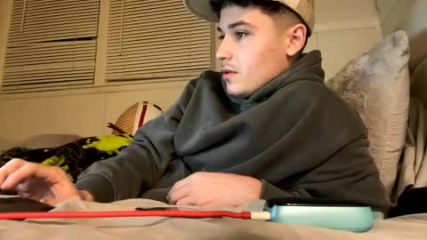 Snapshot of yungstudbev chatting on 02/19/25, 01:51 yungstudbev online show from 02/19/25, 01:51