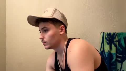 Snapshot of yungstudbev chatting on 02/27/25, 02:10 yungstudbev online show from 02/27/25, 02:10