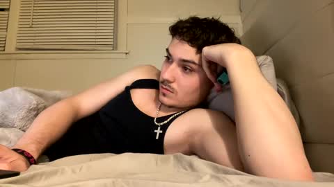 Snapshot of yungstudbev chatting on 03/06/25, 02:41 yungstudbev online show from 03/06/25, 02:41