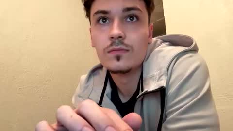 Snapshot of yungstudbev chatting on 09/09/25, 01:49 yungstudbev online show from 09/09/25, 01:49