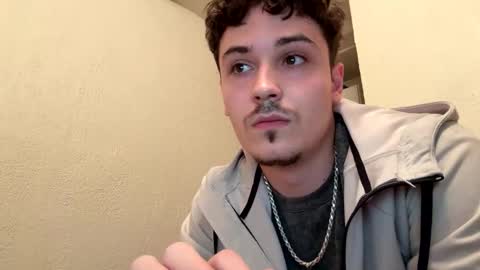 Snapshot of yungstudbev chatting on 09/10/25, 11:05 yungstudbev online show from 09/10/25, 11:05