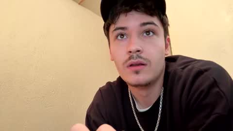 Snapshot of yungstudbev chatting on 10/09/25, 06:39 yungstudbev online show from 10/09/25, 06:39