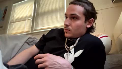 yungstudbev online show from 04/13/26, 10:04