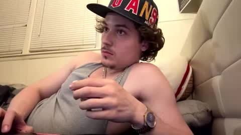yungstudbev online show from 04/15/26, 12:28