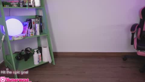 Snapshot of yunorose_ chatting on 11/16/25, 03:12 yunorose_ online show from 11/16/25, 03:12