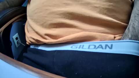 Snapshot of yuppers1234 chatting on 11/14/25, 04:49 yuppers1234 online show from 11/14/25, 04:49