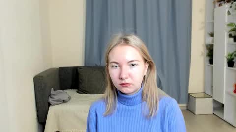 Alesia online show from 11/19/25, 07:19