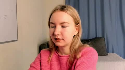 Alesia online show from 11/28/25, 07:44