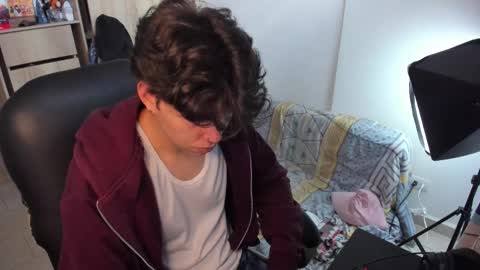 yurii_moody online show from 10/26/25, 07:31