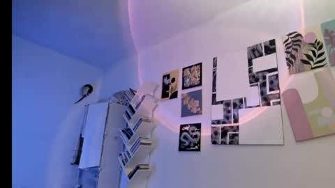Snapshot of yury_sun chatting on 06/07/26, 10:57 paola online show from 06/07/26, 10:57