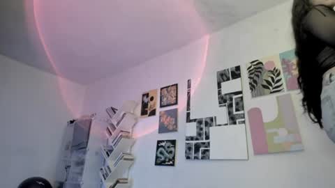 Snapshot of yury_sun chatting on 06/24/26, 02:21 paola online show from 06/24/26, 02:21