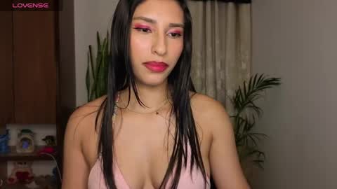 yuzii Im new to these pages so I hope you guys are kind to me. online show from 04/15/26, 11:27