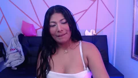 Snapshot of yvanna__smith chatting on 03/02/26, 03:30 yvanna__smith online show from 03/02/26, 03:30