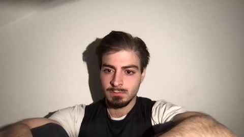 Snapshot of yvesbunnny chatting on 11/27/25, 12:46 yvesbunnny online show from 11/27/25, 12:46