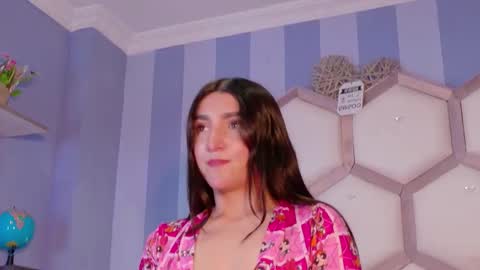 yvi online show from 03/16/26, 11:47