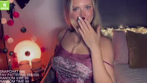 The Queen Bitch of the United Kingdom online show from 08/06/26, 06:15