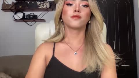 Snapshot of yvonne_guidotti chatting on 12/11/24, 10:16 Miss Cali online show from 12/11/24, 10:16