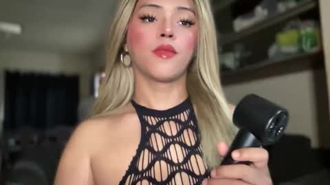 Miss Cali online show from 11/28/25, 10:01