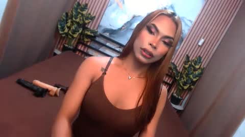 yvonnellvs online show from 03/30/26, 05:03