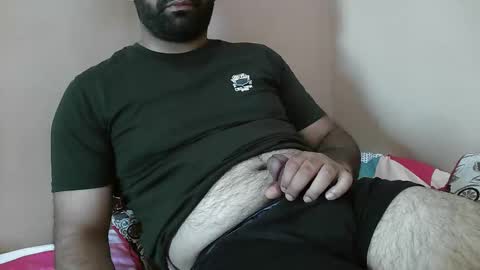 Snapshot of yxxtxxdentyk chatting on 06/09/26, 05:52 Bi BearXXX online show from 06/09/26, 05:52