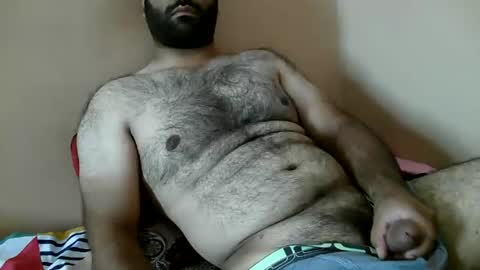 Snapshot of yxxtxxdentyk chatting on 07/18/26, 05:33 Bi BearXXX online show from 07/18/26, 05:33