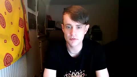 Snapshot of yyscript chatting on 03/07/25, 12:15 online show from 03/07/25, 12:15