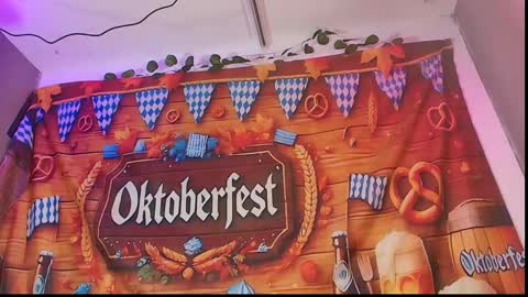 Snapshot of z_zoe_ chatting on 10/02/25, 03:02 Zoe online show from 10/02/25, 03:02