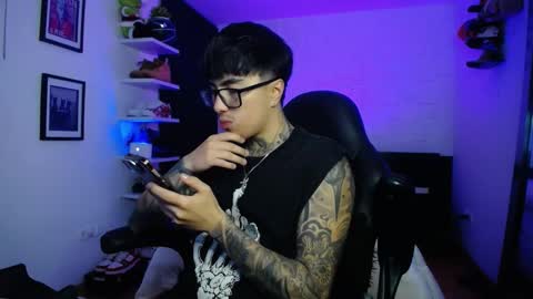 zac_muller1 online show from 01/08/26, 10:17