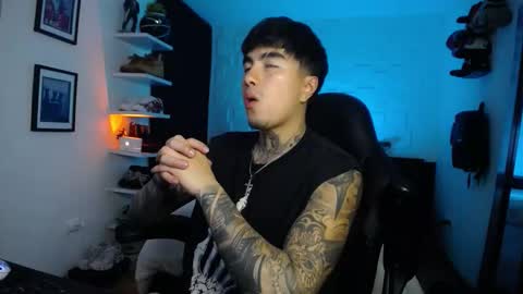 zac_muller1 online show from 02/14/26, 06:43