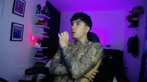 zac_muller1 online show from 02/19/26, 09:16