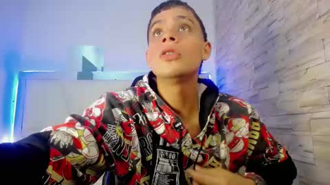 Snapshot of zacariass_ chatting on 12/04/24, 12:30 ZACARIAS online show from 12/04/24, 12:30