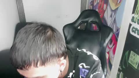 Snapshot of zacariass_ chatting on 12/30/24, 09:27 ZACARIAS online show from 12/30/24, 09:27