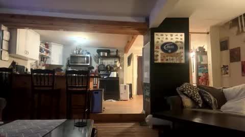 zach42104 online show from 02/19/26, 07:48