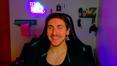 Snapshot of zach_rhyder chatting on 03/05/25, 07:38 Zach Rhyder online show from 03/05/25, 07:38