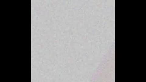 Snapshot of zachfeels chatting on 09/13/25, 12:43 Zach Feels online show from 09/13/25, 12:43