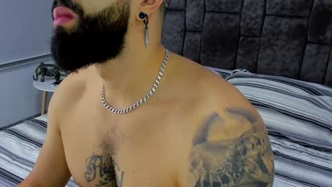 Snapshot of zack_froone chatting on 01/20/25, 02:03 Richard online show from 01/20/25, 02:03