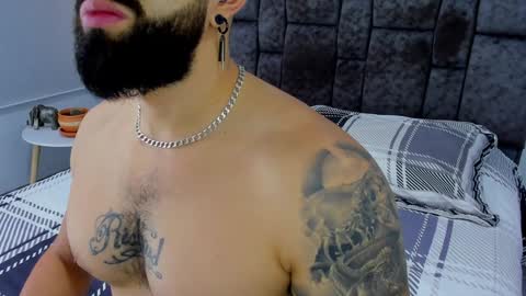 Snapshot of zack_froone chatting on 01/27/25, 03:39 Richard online show from 01/27/25, 03:39