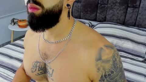 Snapshot of zack_froone chatting on 01/31/25, 06:57 Richard online show from 01/31/25, 06:57