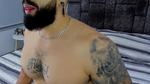 Snapshot of zack_froone chatting on 02/06/25, 01:43 Richard online show from 02/06/25, 01:43