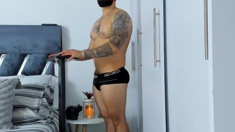 Snapshot of zack_froone chatting on 11/13/25, 02:49 Richard online show from 11/13/25, 02:49