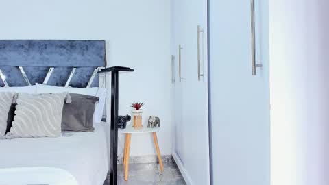 Snapshot of zack_froone chatting on 12/02/25, 04:24 Richard online show from 12/02/25, 04:24