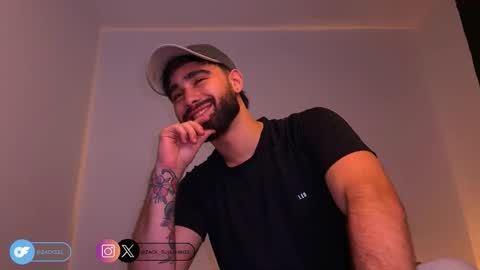 zack_sullivan22 online show from 10/09/25, 03:04