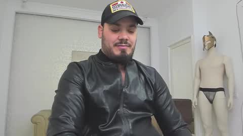 Snapshot of zackconnorsx chatting on 12/05/24, 09:50 Zack online show from 12/05/24, 09:50