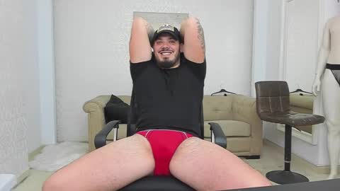 Snapshot of zackconnorsx chatting on 12/09/24, 01:18 Zack online show from 12/09/24, 01:18